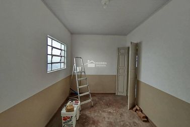 Casa &agrave; venda - 65m&sup2; - Centro