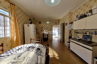 Casa &agrave; venda - 166m&sup2; - Centro