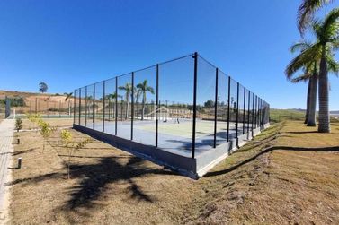Terreno &agrave; venda - 1000m&sup2; - Quinta das Flores