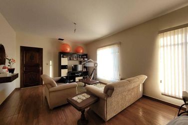 Casa &agrave; venda - 247m&sup2; - Jardim Panorama