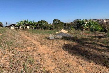 Terreno &agrave; venda - 416m&sup2; - Vila Mosconi
