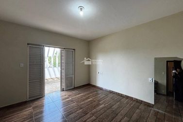 Casa &agrave; venda - 274m&sup2; - Centro