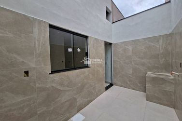 Casa &agrave; venda - 100m&sup2; - Jardim Muterle