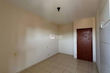 Apartamento &agrave; venda - 103m&sup2; - Centro