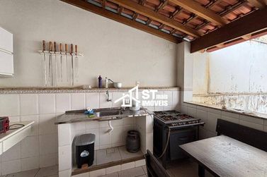 Casa &agrave; venda - 216m&sup2; - Jardim Nova Andradas