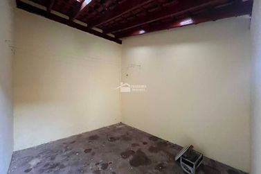 Casa para alugar - 200m&sup2; - Jardim Ip&ecirc;