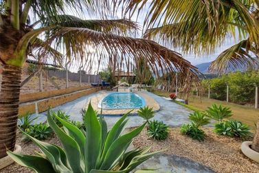 Ch&aacute;cara &agrave; venda - 750m&sup2; - Retirinho
