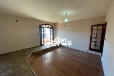 Casa para alugar - 173m&sup2; - Centro