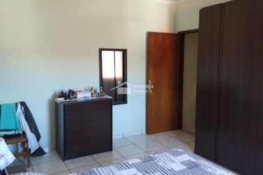 Casa &agrave; venda - 136m&sup2; - Jardim Panorama
