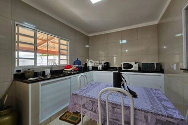 Ch&aacute;cara &agrave; venda - 443m&sup2; - Vargem do Rigoni