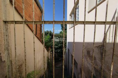 Sobrado &agrave; venda - 134m&sup2; - Centro