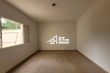 Casa &agrave; venda - 220m&sup2; - Centro