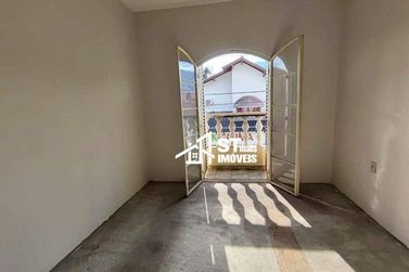 Sobrado &agrave; venda - 235m&sup2; - Centro