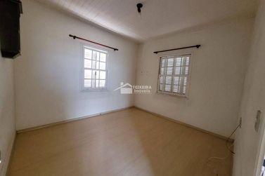 Casa &agrave; venda - 283m&sup2; - Centro