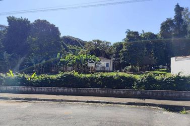 Terreno &agrave; venda - 390m&sup2; - Logoa Dourada