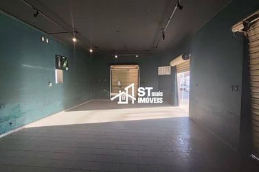 Sobrado &agrave; venda - 235m&sup2; - Centro
