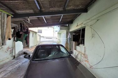 Casa &agrave; venda - 204m&sup2; - Centro