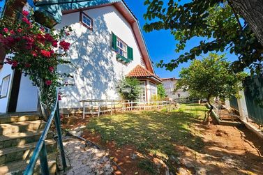 Casa &agrave; venda - 397m&sup2; - Jardim Mantiqueira II