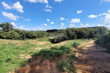Terreno &agrave; venda - 27000m&sup2; - Clube Campestre