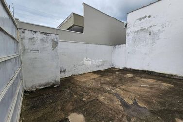 Casa &agrave; venda - 200m&sup2; - Portal da Mantiqueira