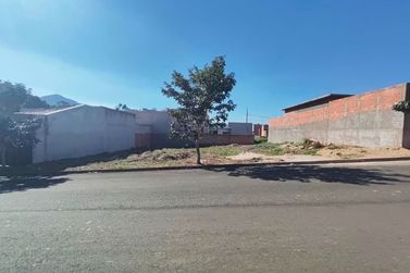 Terreno &agrave; venda - 455m&sup2; - Parque S&atilde;o Cristov&atilde;o