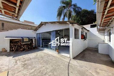 Casa &agrave; venda - 165m&sup2; - Centro