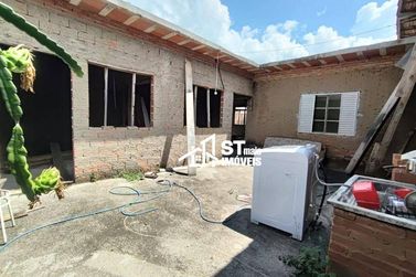 Terreno &agrave; venda - 300m&sup2; - Vila Graziani