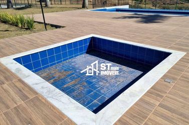 Terreno &agrave; venda - 1000m&sup2; - Quinta das Flores