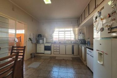 Casa &agrave; venda - 281m&sup2; - Jardim Bela Vista