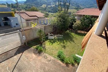 Casa &agrave; venda - 184m&sup2; - Centro