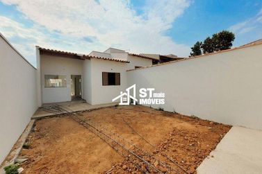 Casa &agrave; venda - 52m&sup2; - Jardim Portal do Sol