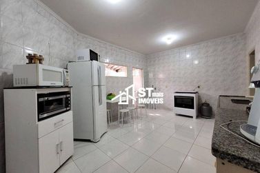 Casa &agrave; venda - 201m&sup2; - Centro