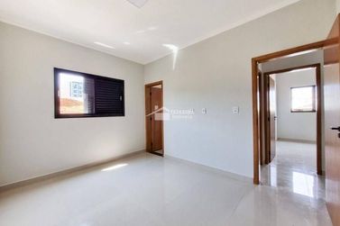 Apartamento &agrave; venda - 76m&sup2; - Jardim Portal da Mantiqueira
