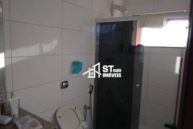 Casa &agrave; venda - 165m&sup2; - Jardim Ipe