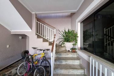 Casa &agrave; venda - 265m&sup2; - Portal do Sol