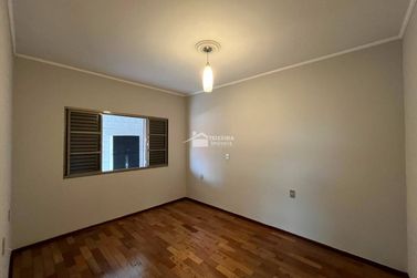 Casa para alugar - 130m&sup2; - Jardim Am&eacute;rica