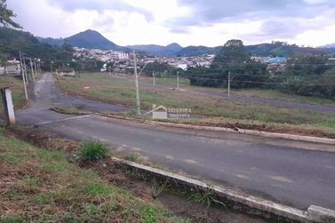 Terreno &agrave; venda - 250m&sup2; - Recanto da Serra