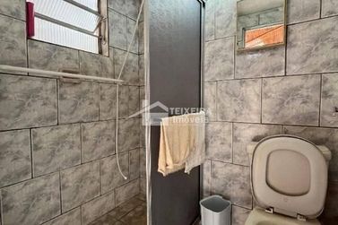 Casa &agrave; venda - 300m&sup2; - Clube Uva