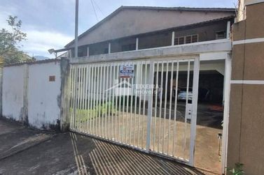 Casa &agrave; venda - 184m&sup2; - Centro