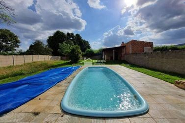 Ch&aacute;cara &agrave; venda - 650m&sup2; - Bairro Retirinho