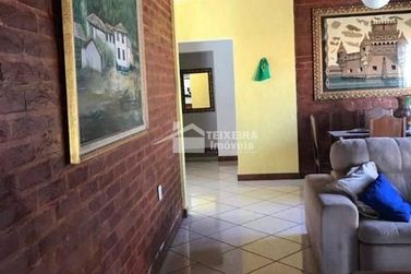 Casa &agrave; venda - 180m&sup2; - Jardim Mantiqueira II