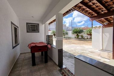 Casa &agrave; venda - 510m&sup2; - Centro