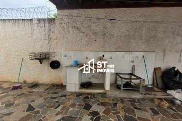 Sobrado &agrave; venda - 450m&sup2; - Jardim Bela Vista