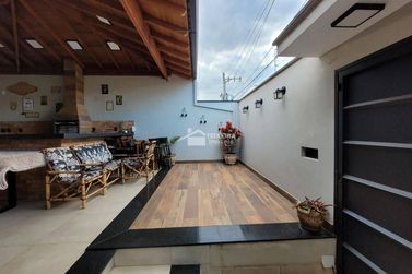 Casa &agrave; venda - 148m&sup2; - Portal da Mantiqueira