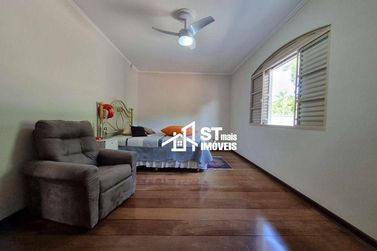 Casa &agrave; venda - 426m&sup2; - Centro