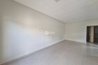 Casa &agrave; venda - 68m&sup2; - Jardim Heloisa