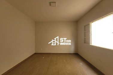 Casa &agrave; venda - 220m&sup2; - Centro