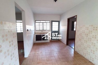 Casa &agrave; venda - 140m&sup2; - Vila Buzato