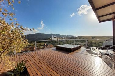 Casa &agrave; venda - 300m&sup2; - Condom&iacute;nio Mantiqueira