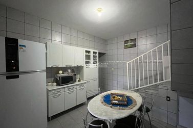 Sobrado &agrave; venda - 351m&sup2; - Pirapitinga